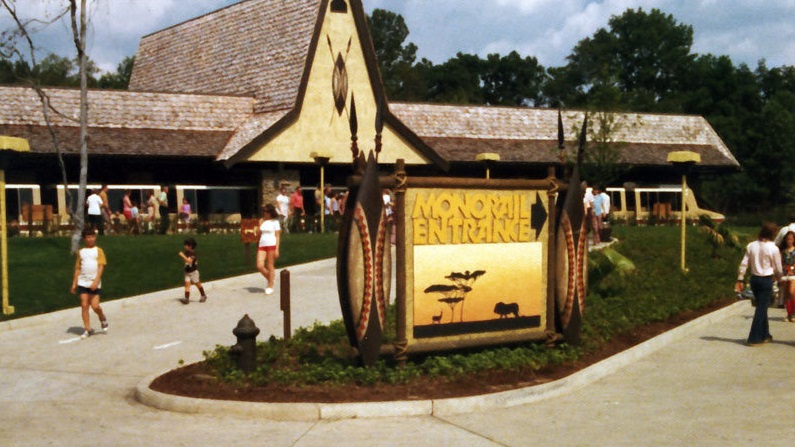 z LCS-Entrance-1974