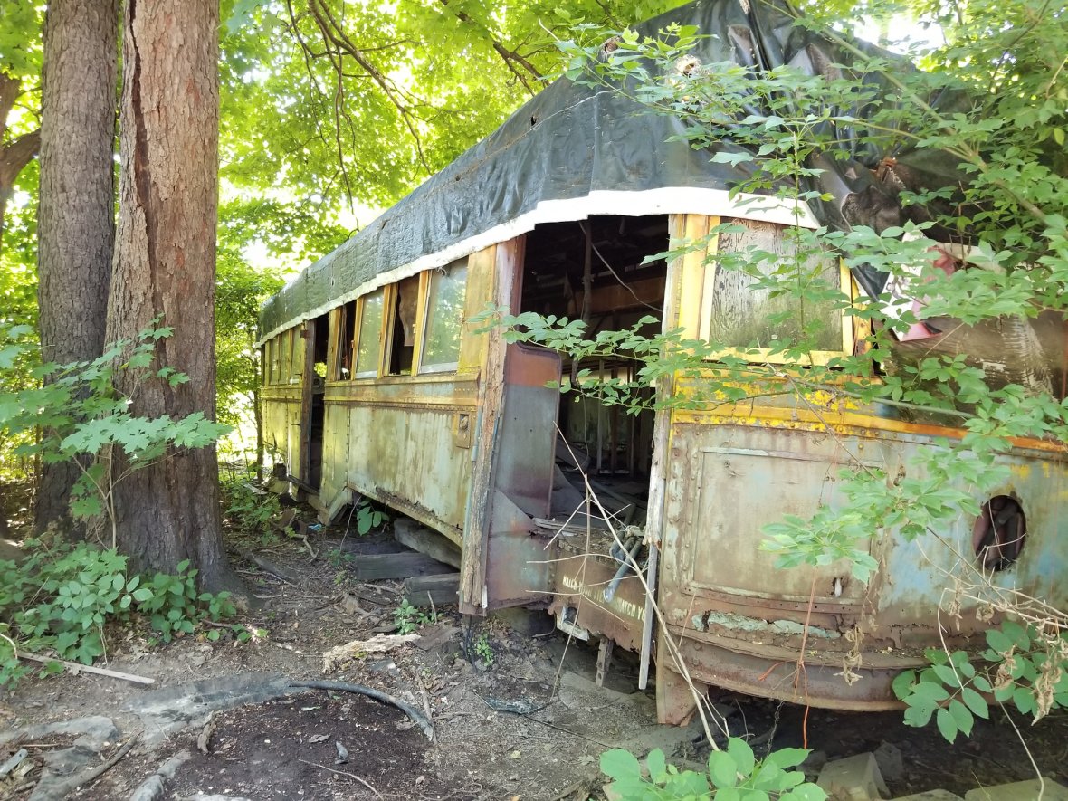 Kris Branch streetcar photo 1