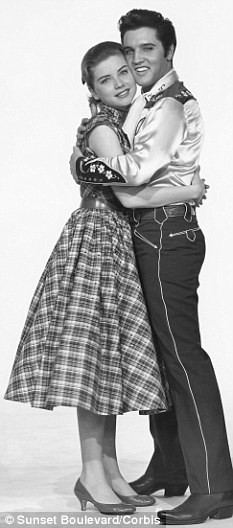 article-0-11e20996000005dc-516_233x528