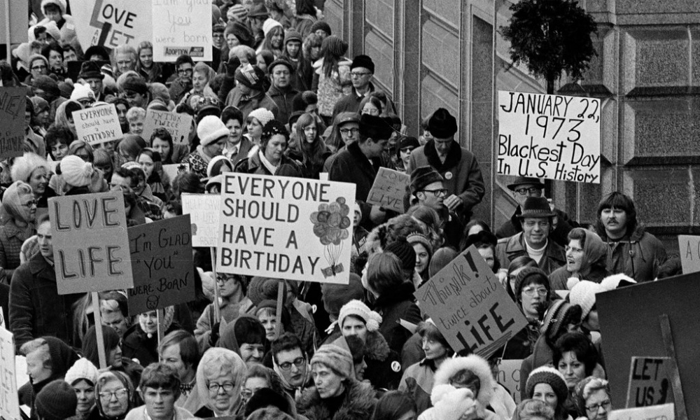 kevin-swanson-talks-about-the-coming-45th-anniversary-of-roe-vs-wade-and-other-predictions-for-2018