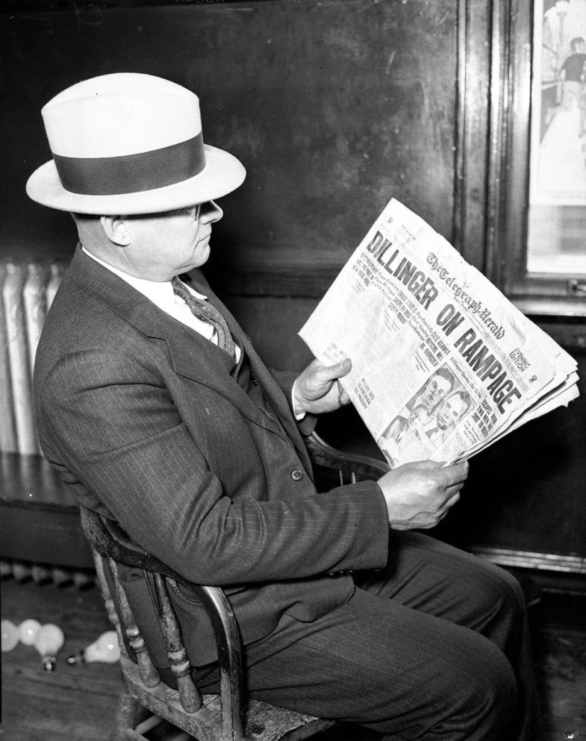 z The Notorious John Dillinger (2)