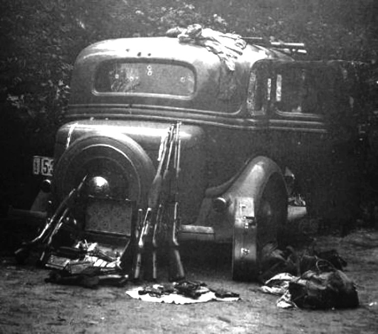 Bonnie & Clyde” Part I – Alan E. Hunter